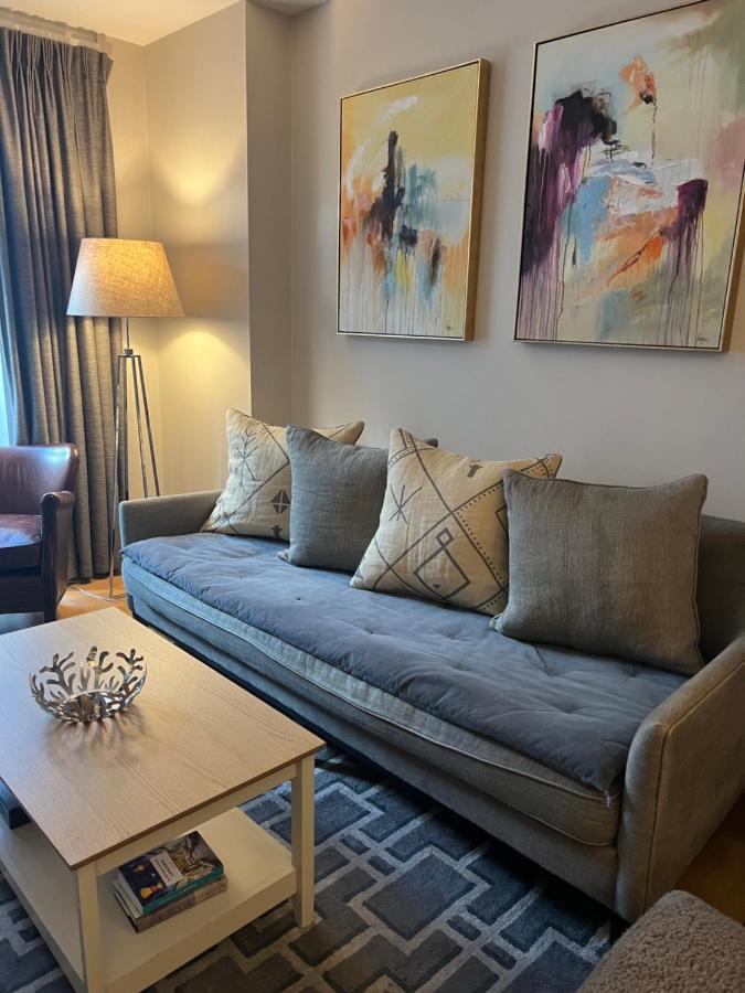 2 Bedroom Apartment Just Off Kings Road ลอนดอน ภายนอก รูปภาพ